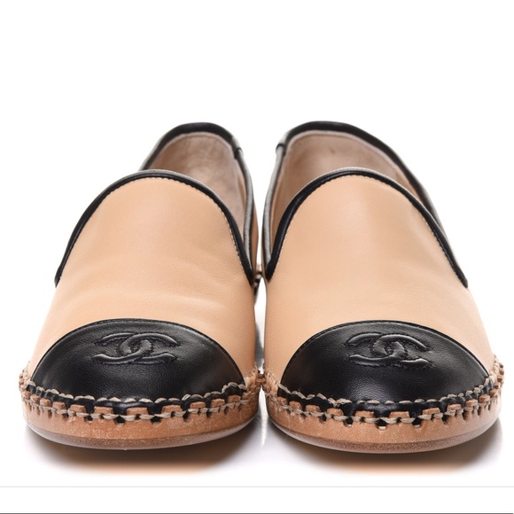 CHANEL mocassins - beige/black. - Picture 4 of 9